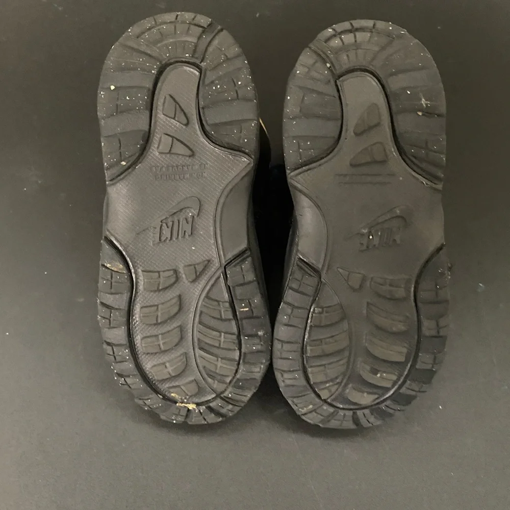 Nike Manoa 